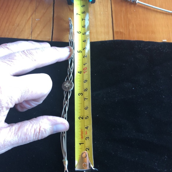 Weaved Silver Bracelet - Picture 4 of 4